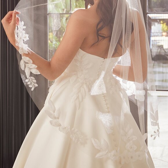 Cielo Veil - Picture 2 of 2